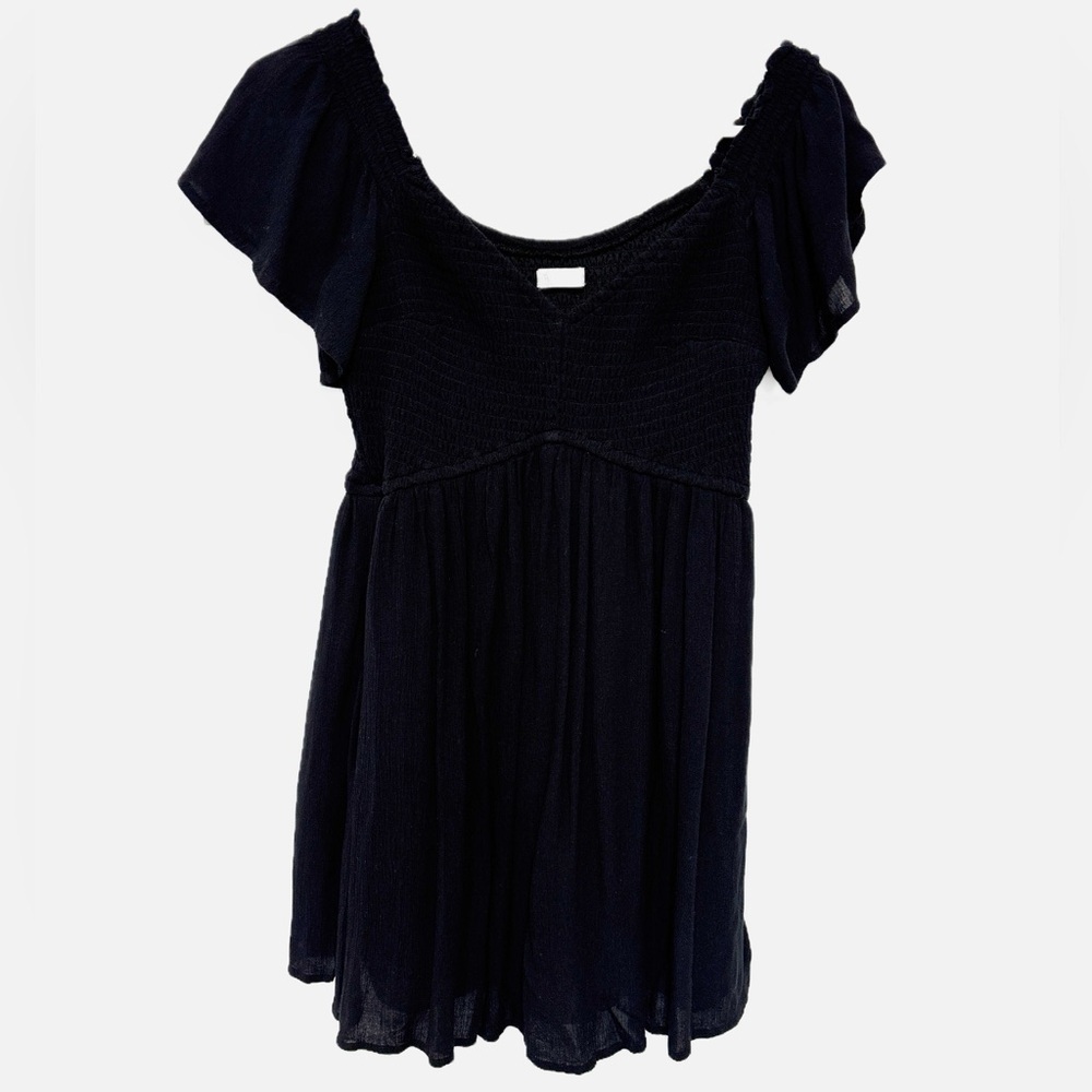 Hollister Black Flutter Sleeve Scoop Neck Tunic